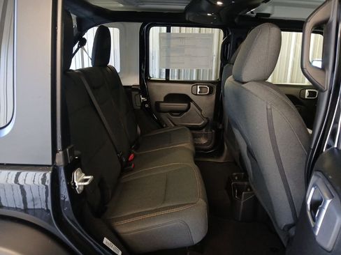 New 2026 Jeep Wrangler Unlimited Sport w/ Convenience Group image 32