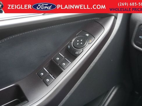Used 2020 Ford Explorer XLT w/ Comfort Package image 30