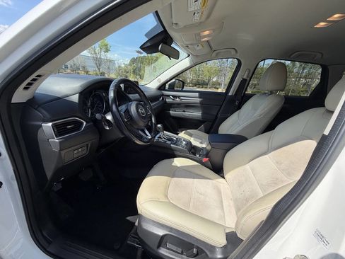 Used 2018 MAZDA CX-5 Touring image 10