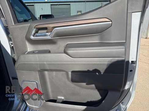 Used 2023 Chevrolet Silverado 1500 RST image 21