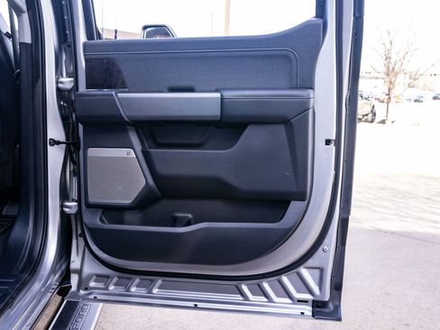 Used 2023 Ford F250 Lariat w/ Sport Appearance Package image 35