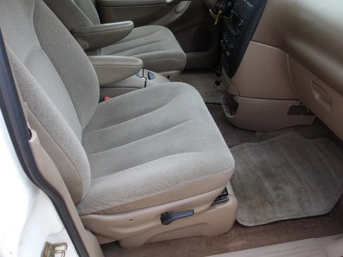 Used 2003 Dodge Grand Caravan Sport image 18