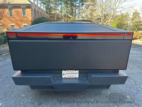 Used 2024 Tesla Cybertruck AWD Crew Cab image 9