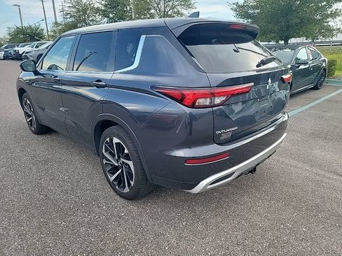 Used 2024 Mitsubishi Outlander SE FWD image 4