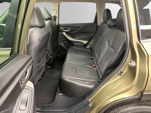 Used 2023 Subaru Forester Limited AWD/4WD image 13