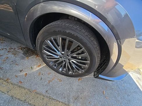 Certified 2023 Lexus RX 350 w/ Accessory Package (Z1) image 3