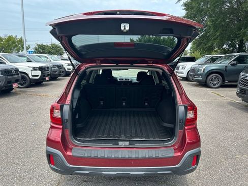 Used 2018 Subaru Outback 2.5i Premium w/ Protection Package #1 AWD/4WD image 17