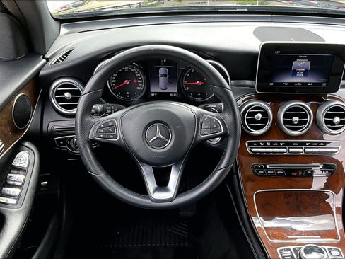 Used 2018 Mercedes-Benz GLC 300 image 6