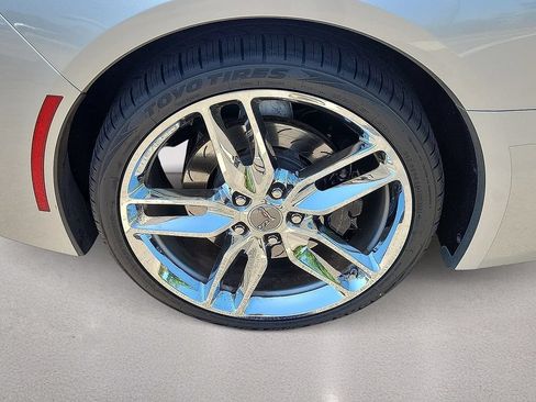 Used 2015 Chevrolet Corvette Stingray Convertible w/ 2LT Preferred Equipment Group RWD image 7