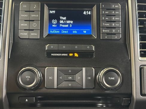 Used 2015 Ford F150 XLT w/ Equipment Group 301A Mid RWD image 44