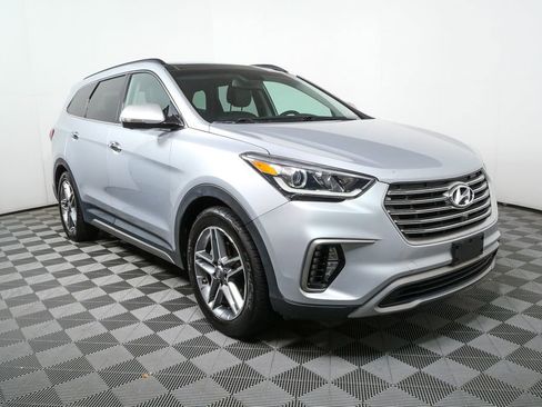 Used 2017 Hyundai Santa Fe Limited image 1
