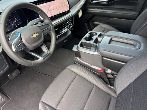 New 2026 Chevrolet Suburban LS w/ LPO, Dark Essentials Package image 10