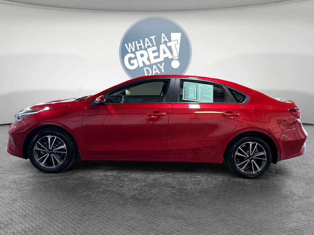 Certified 2023 Kia Forte LXS FWD image 7