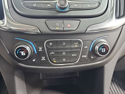 Certified 2024 Chevrolet Equinox LT image 29