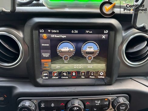 Certified 2023 Jeep Gladiator Rubicon w/ Cold Weather Group AWD/4WD image 93