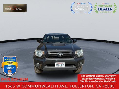 Used 2015 Toyota Tacoma PreRunner w/ TRD Sport Package RWD image 3