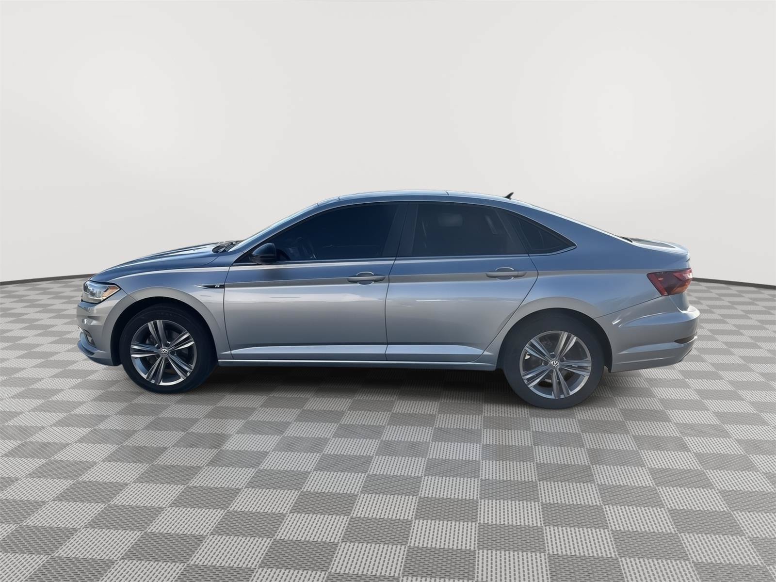 Used 2019 Volkswagen Jetta R-Line w/ R-Line Cold Weather Package FWD image 7