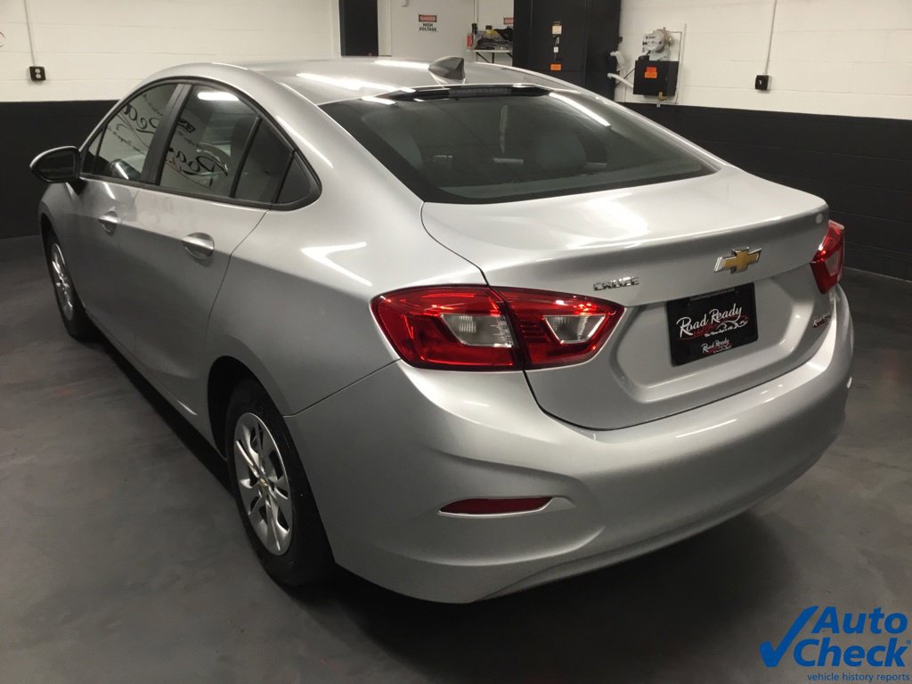 Used 2019 Chevrolet Cruze LS w/ LS Fleet Convenience Package FWD image 7