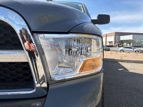 Used 2009 Dodge Ram 1500 Truck SLT image 2