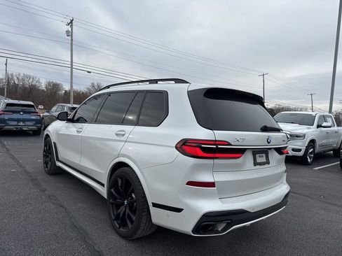 Used 2023 BMW X7 xDrive40i w/ M Sport Package image 5