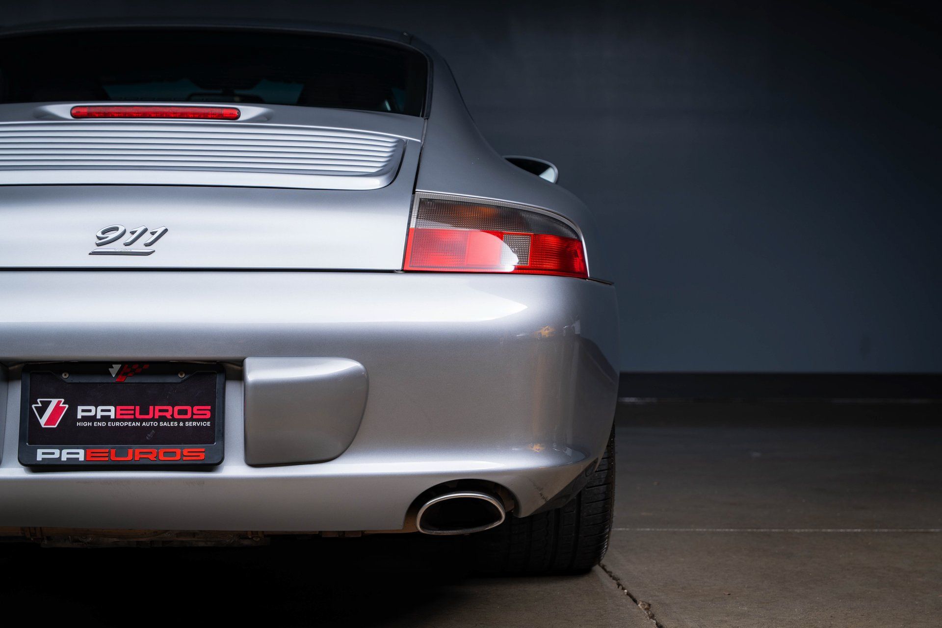 Used 2004 Porsche 911 40th Anniversary RWD image 28