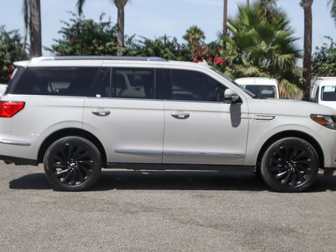 Used 2020 Lincoln Navigator Reserve w/ Equipment Group 208A Reserve AWD/4WD image 13