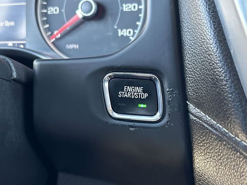 Used 2018 GMC Acadia SLE w/ Driver Alert Package I image 17