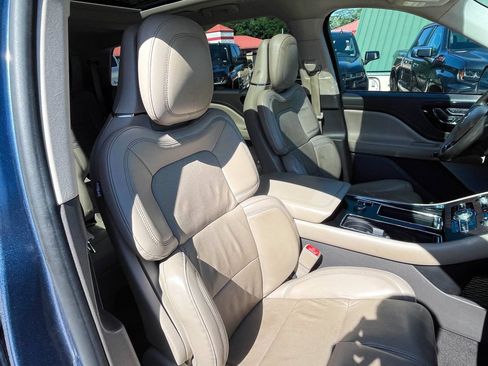 Used 2020 Lincoln Aviator Reserve w/ Equipment Group 201A RWD image 10