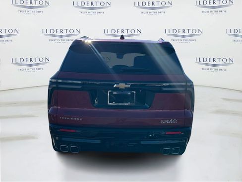 Used 2025 Chevrolet Traverse High Country w/ LPO, Floor Liner Package image 7
