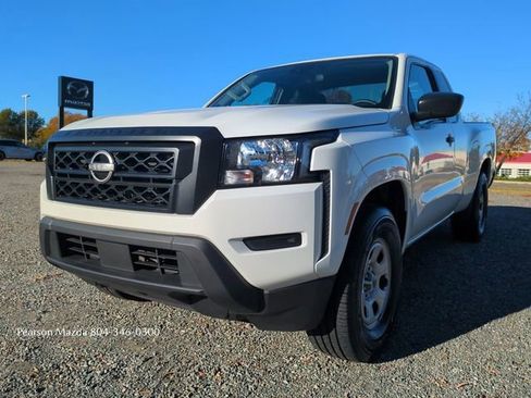 Used 2023 Nissan Frontier S image 9