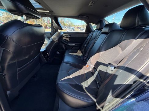 Used 2022 Toyota Avalon Touring w/ Advanced Safety Package image 17