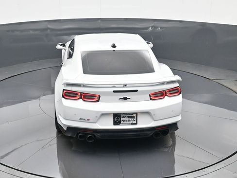 Used 2019 Chevrolet Camaro ZL1 image 35