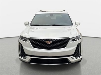 New 2025 Cadillac XT6 Luxury w/ LPO, Floor Liner Package