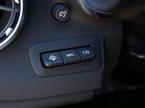 Used 2019 Chevrolet Camaro ZL1 RWD image 16