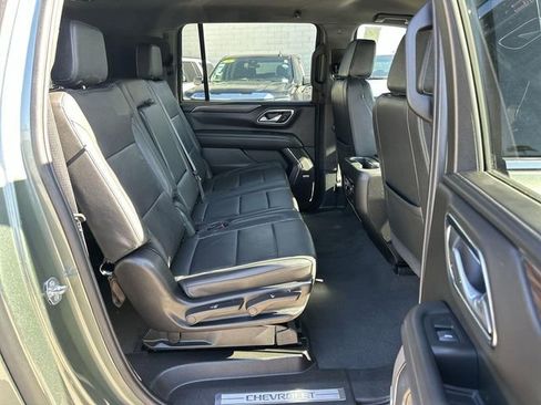 Used 2024 Chevrolet Suburban LT image 26