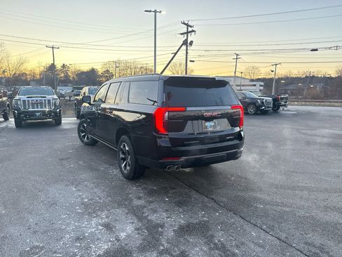 New 2026 GMC Yukon XL AT4 Ultimate image 5