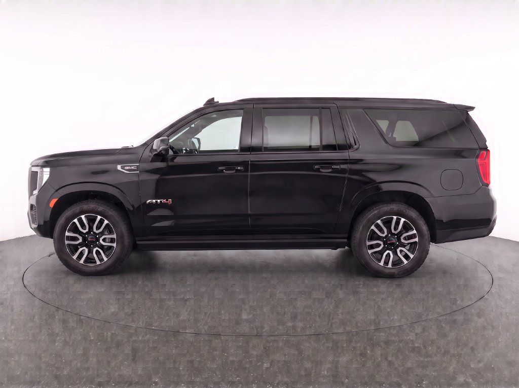 Certified 2023 GMC Yukon XL AT4 w/ AT4 Premium Package AWD/4WD image 8