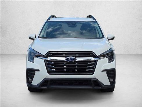 Used 2023 Subaru Ascent Limited AWD/4WD image 2