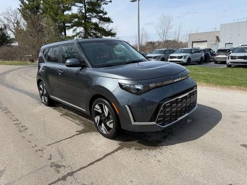 Certified 2023 Kia Soul GT-Line image 4