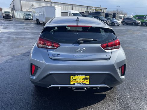 Used 2019 Hyundai Veloster 2.0 image 7