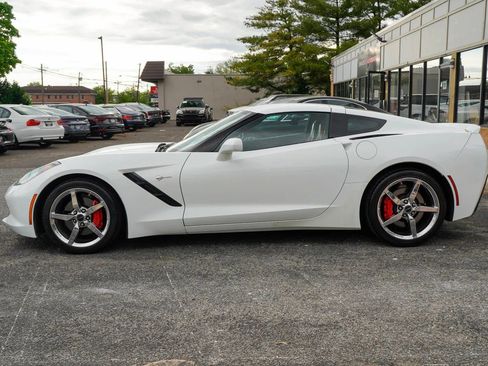 Used 2015 Chevrolet Corvette Stingray Coupe w/ 2LT Preferred Equipment Group RWD image 4