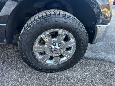 Used 2012 Ford F150 XLT w/ XLT Chrome Pkg image 13
