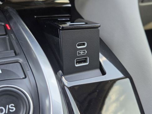 Used 2023 Acura MDX FWD w/ Technology Package image 27