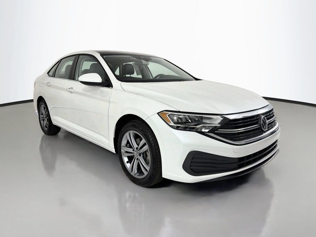 Used 2024 Volkswagen Jetta SE FWD image 1