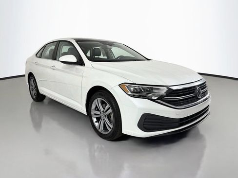 Used 2024 Volkswagen Jetta SE FWD image 1