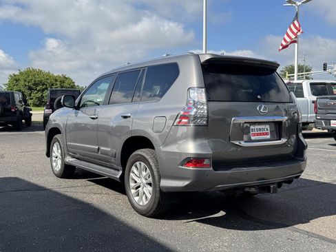 Used 2014 Lexus GX 460 w/ Premium Package AWD/4WD image 5