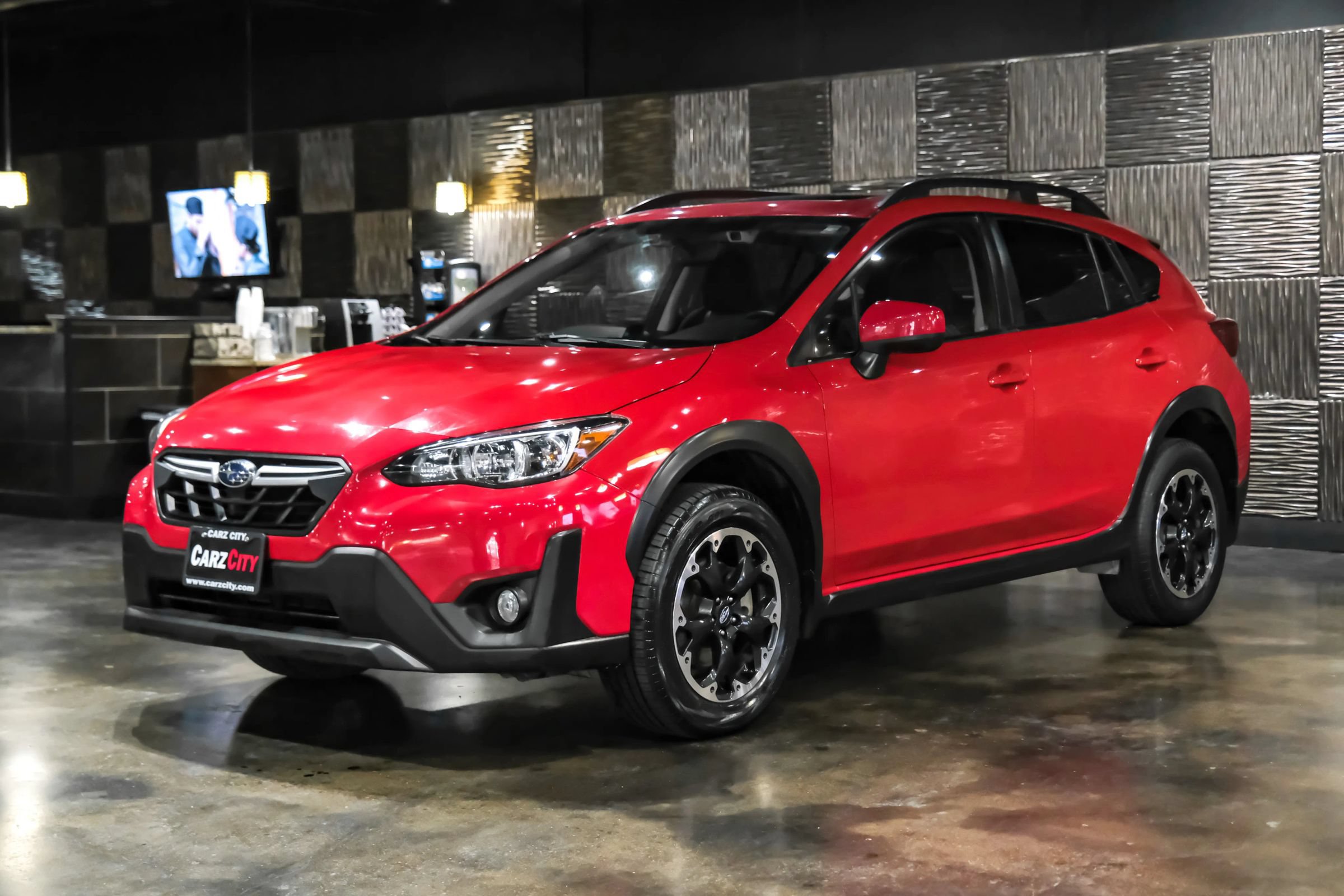 Used 2021 Subaru Crosstrek 2.0i Premium w/ Moonroof Package AWD/4WD image 7
