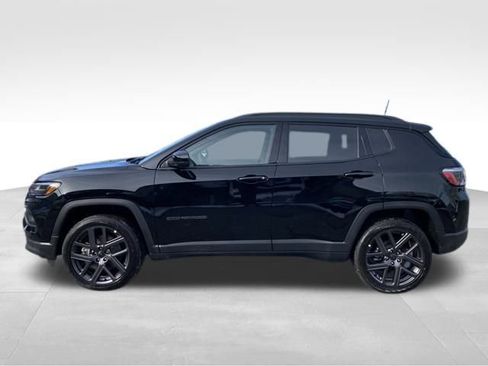 New 2026 Jeep Compass Latitude w/ Sun and Sound Group image 4