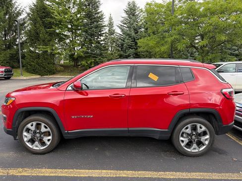 Used 2019 Jeep Compass Limited AWD/4WD image 5