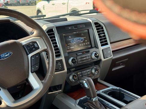 Used 2015 Ford F150 King Ranch w/ Equipment Group 601A Luxury AWD/4WD image 36
